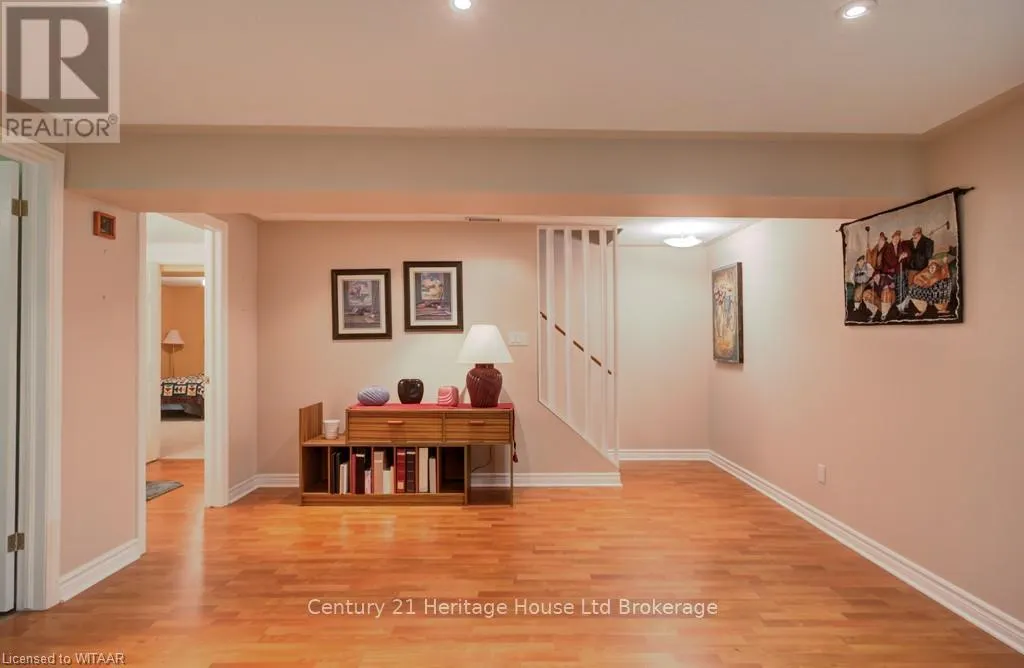 5 ARMSTRONG DRIVE
