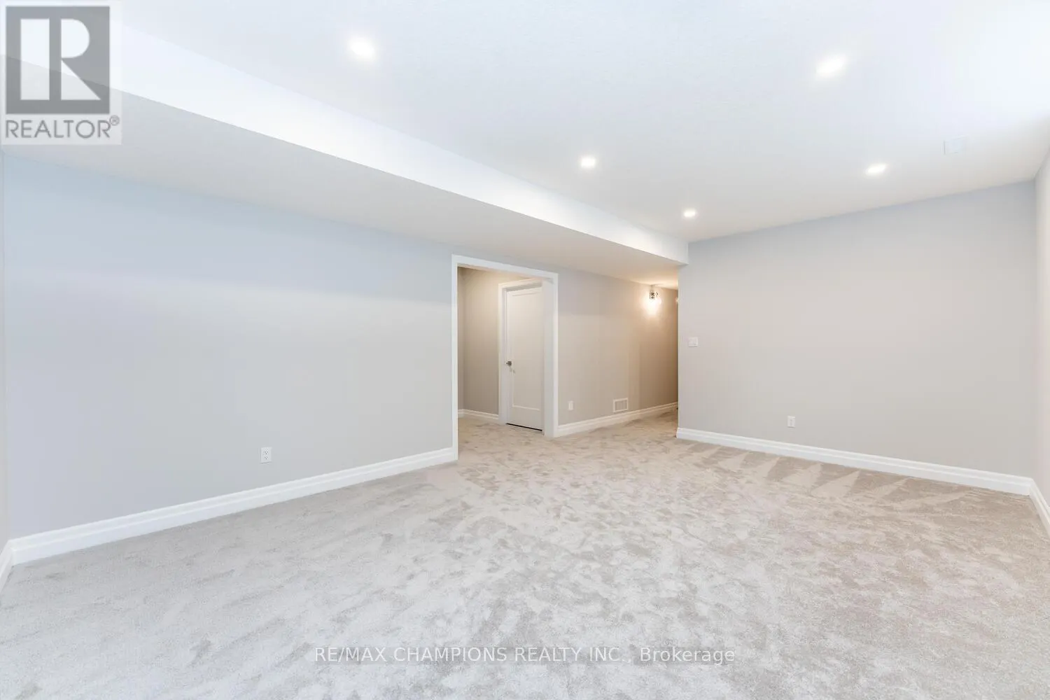 42 ACORN TRAIL