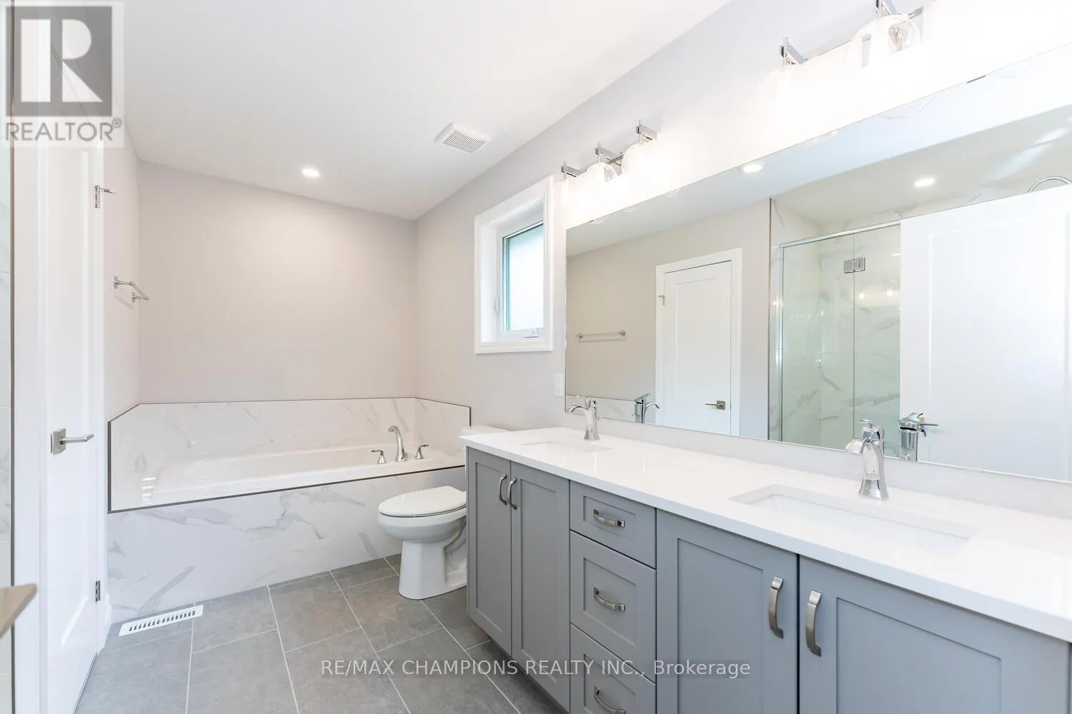 42 ACORN TRAIL