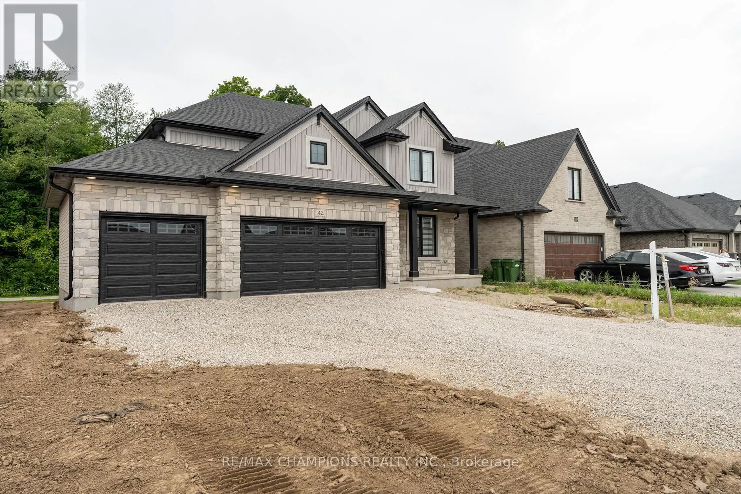 42 ACORN TRAIL