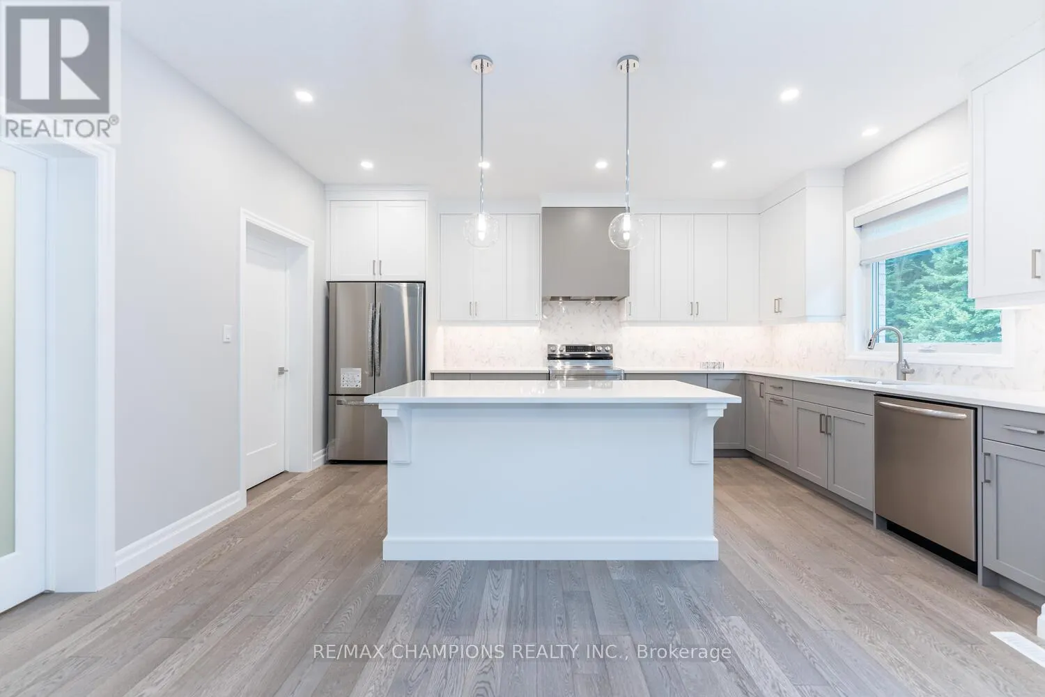 42 ACORN TRAIL