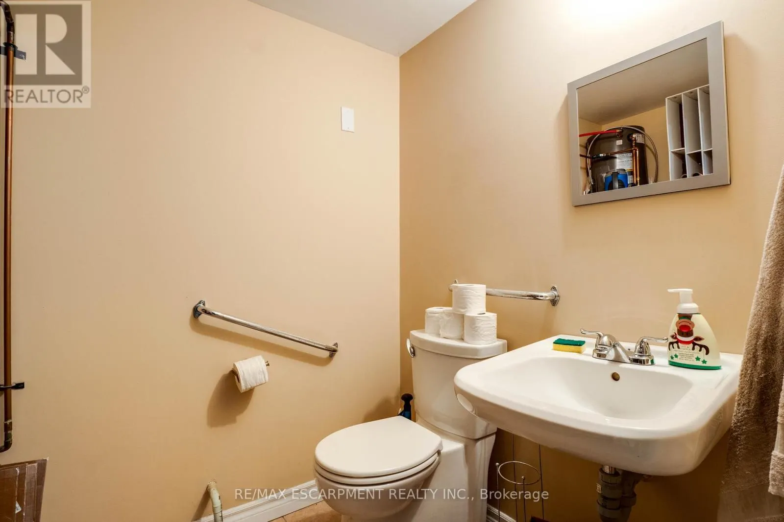 2 - 45 DALKEITH DRIVE