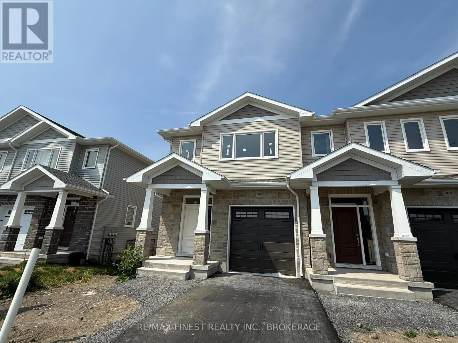 198 HERITAGE PARK DRIVE