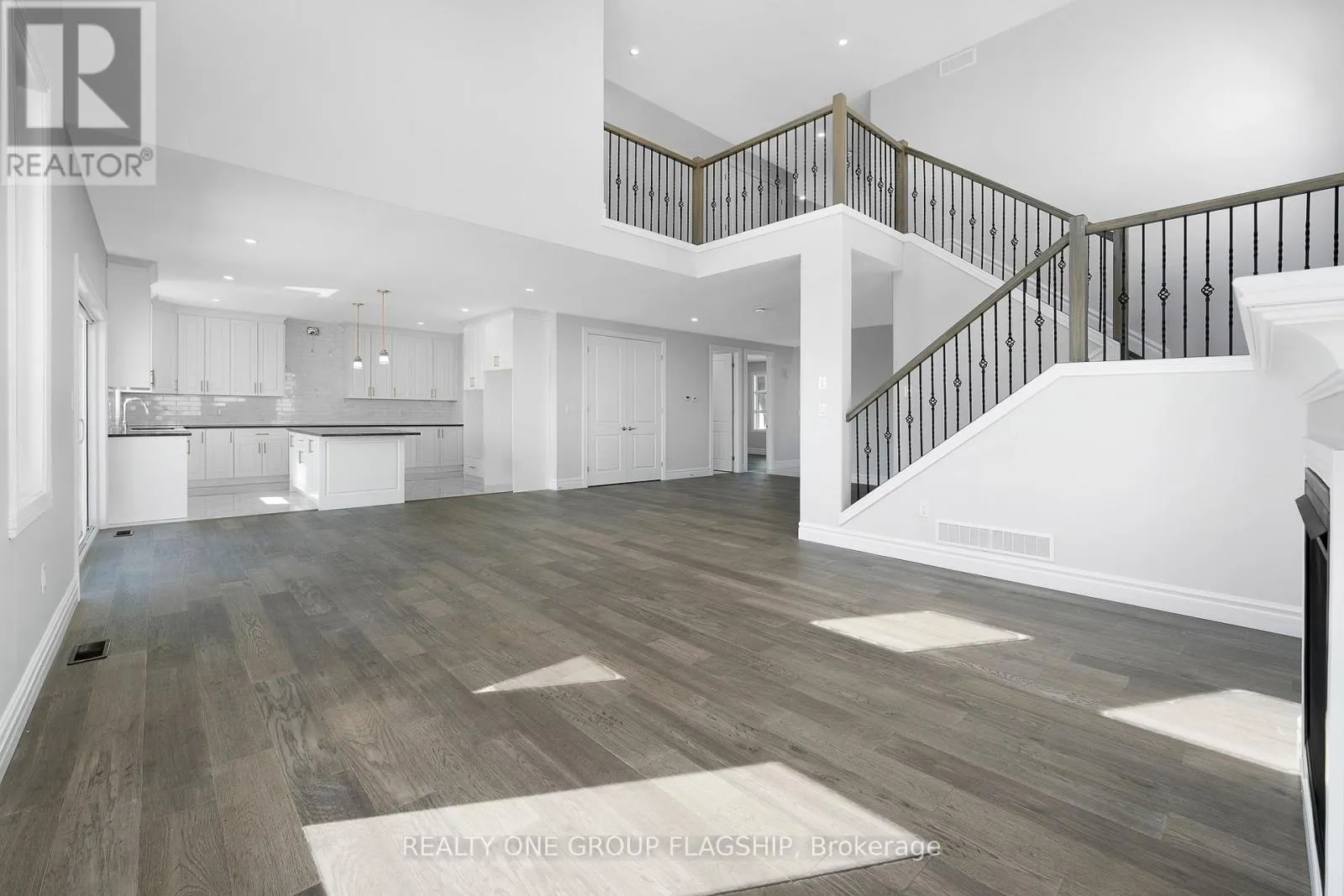 85 KINGSBRIDGE DRIVE