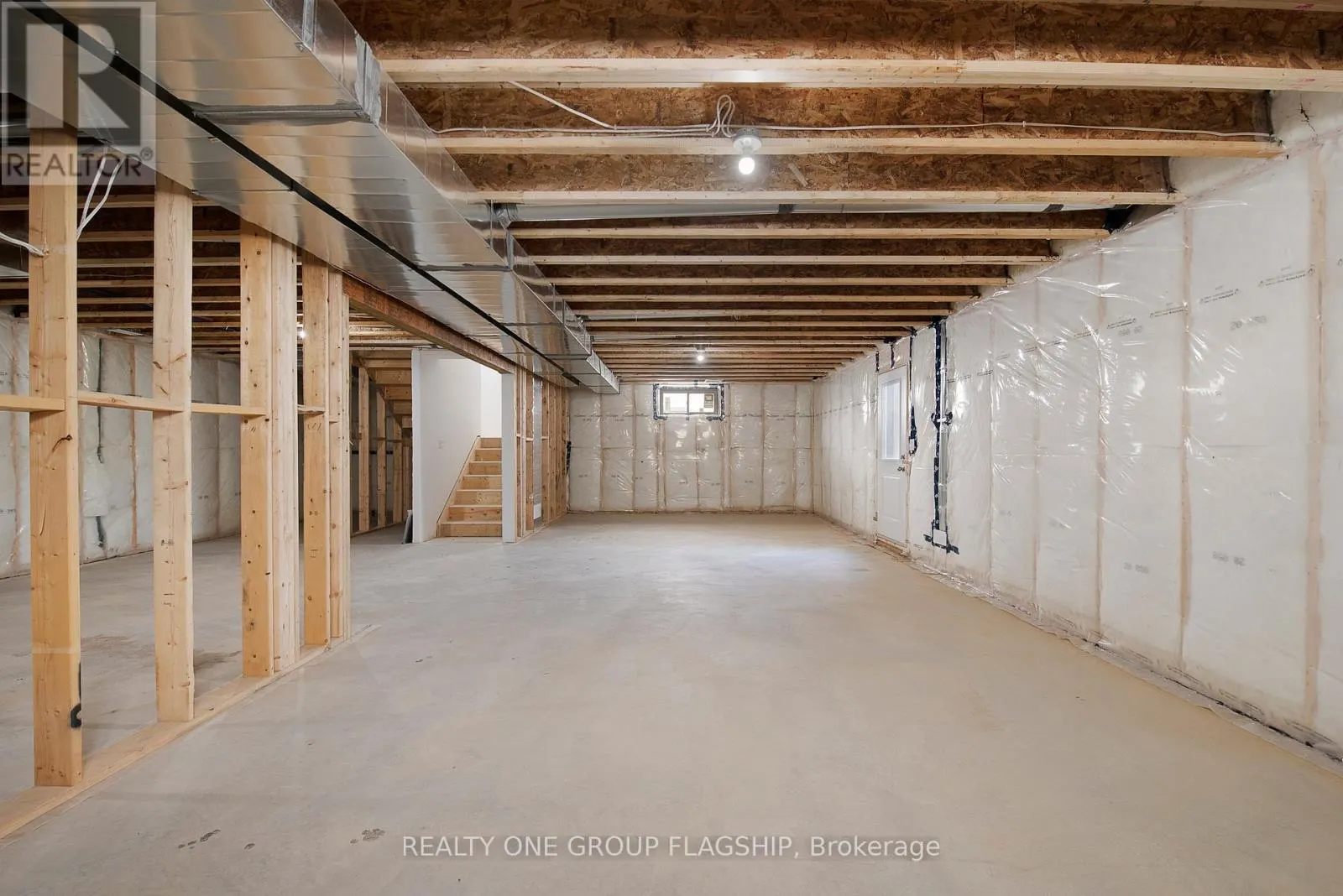 85 KINGSBRIDGE DRIVE