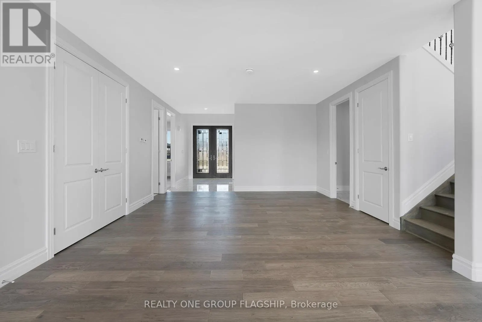 85 KINGSBRIDGE DRIVE