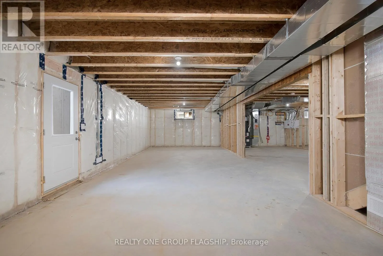 85 KINGSBRIDGE DRIVE