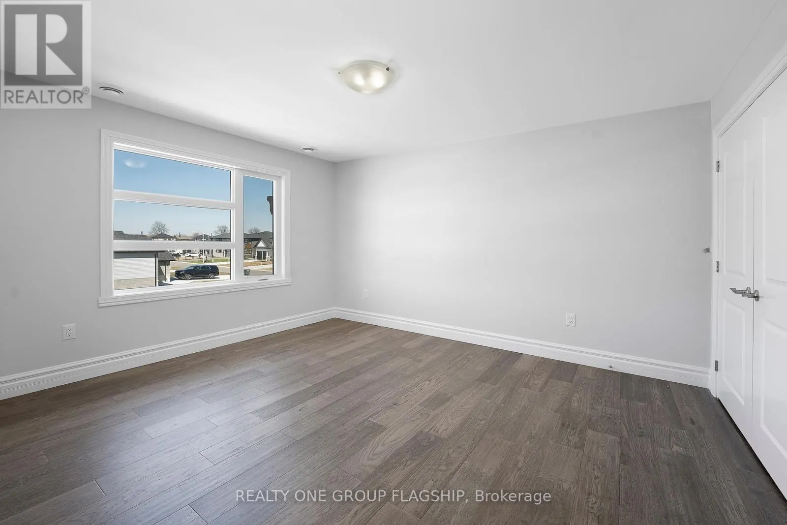 85 KINGSBRIDGE DRIVE