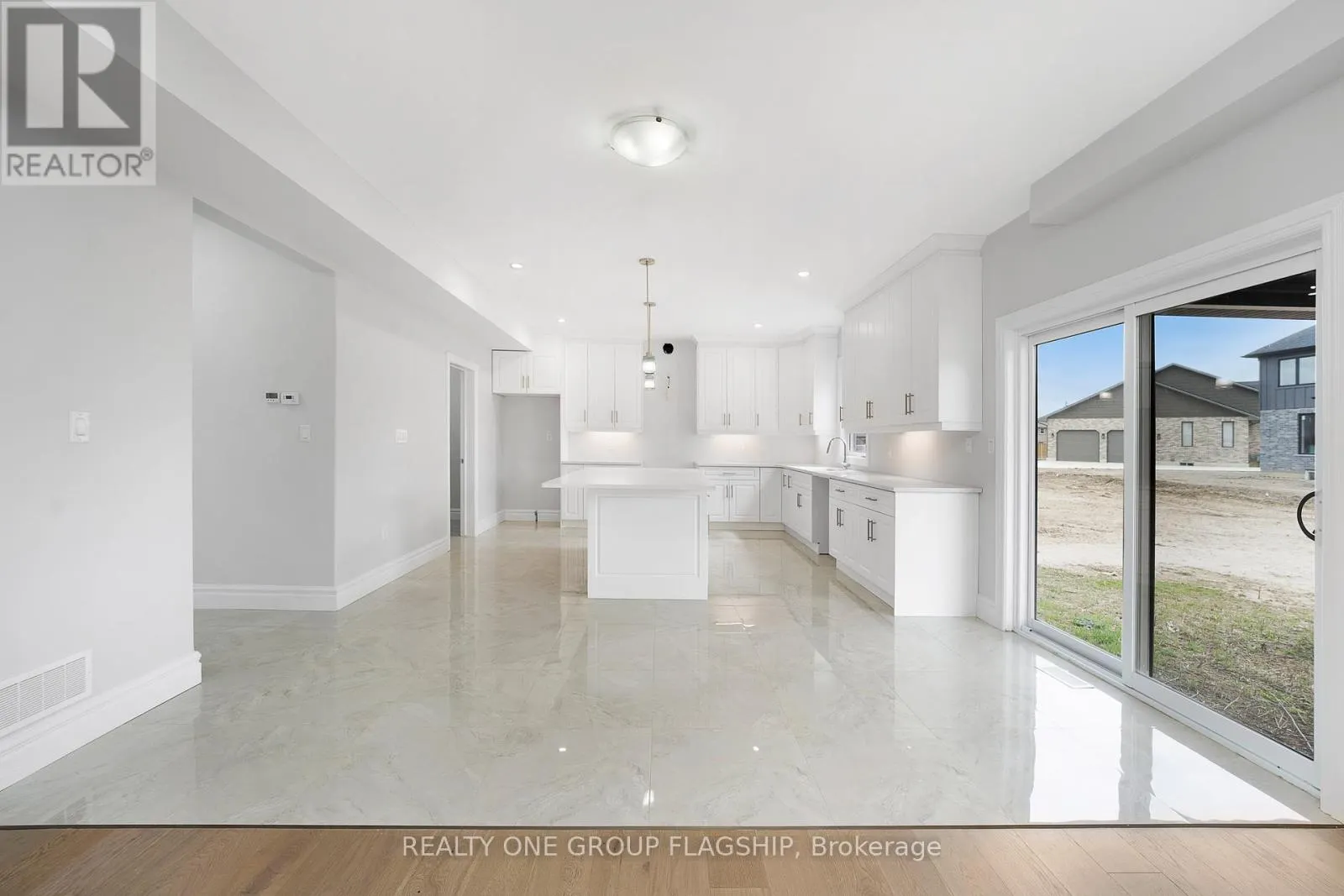 LOT 44 - 101 KINGSBRIDGE DRIVE