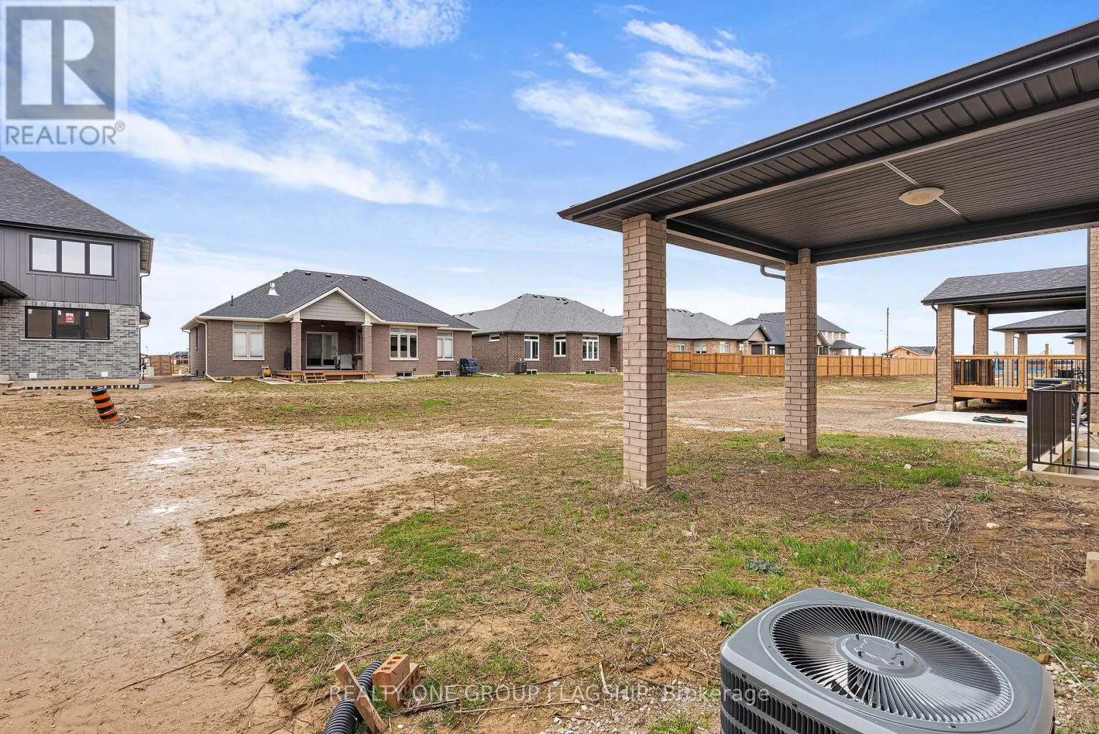 LOT 44 - 101 KINGSBRIDGE DRIVE