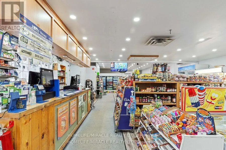39 SANDY PLAINS ROAD N