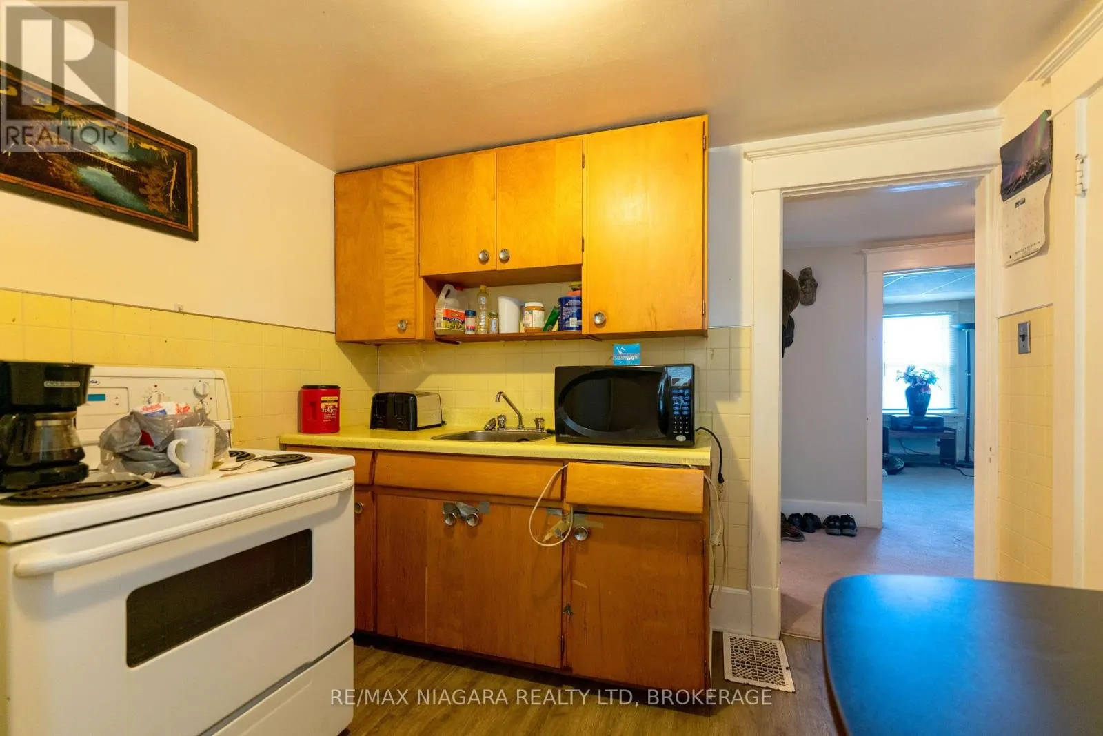 6141 MAIN STREET