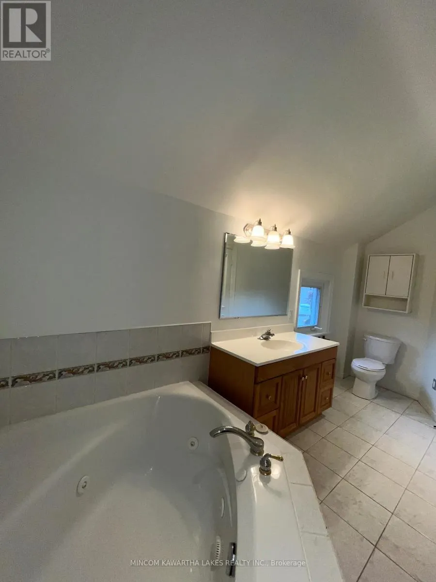 1 - 363 LINDSAY ROAD, #1