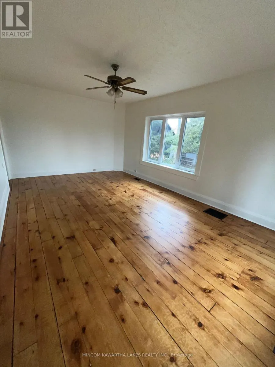 1 - 363 LINDSAY ROAD, #1