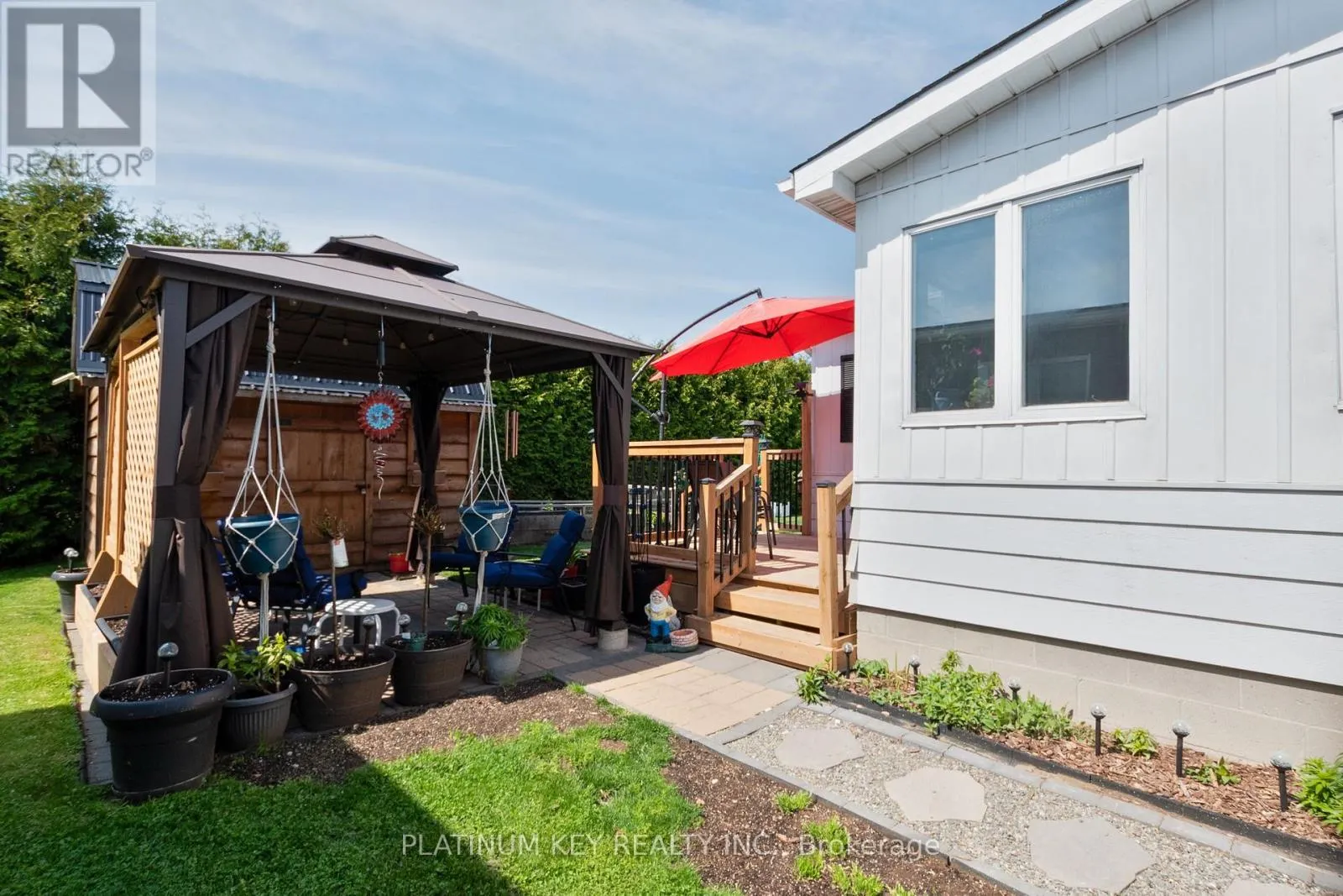 477 RICHARD CRESCENT