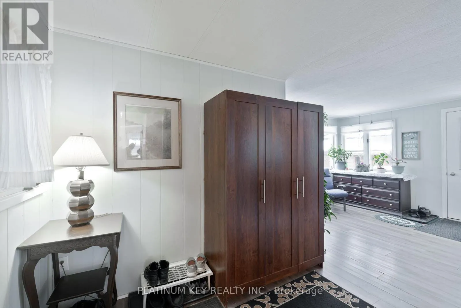 477 RICHARD CRESCENT