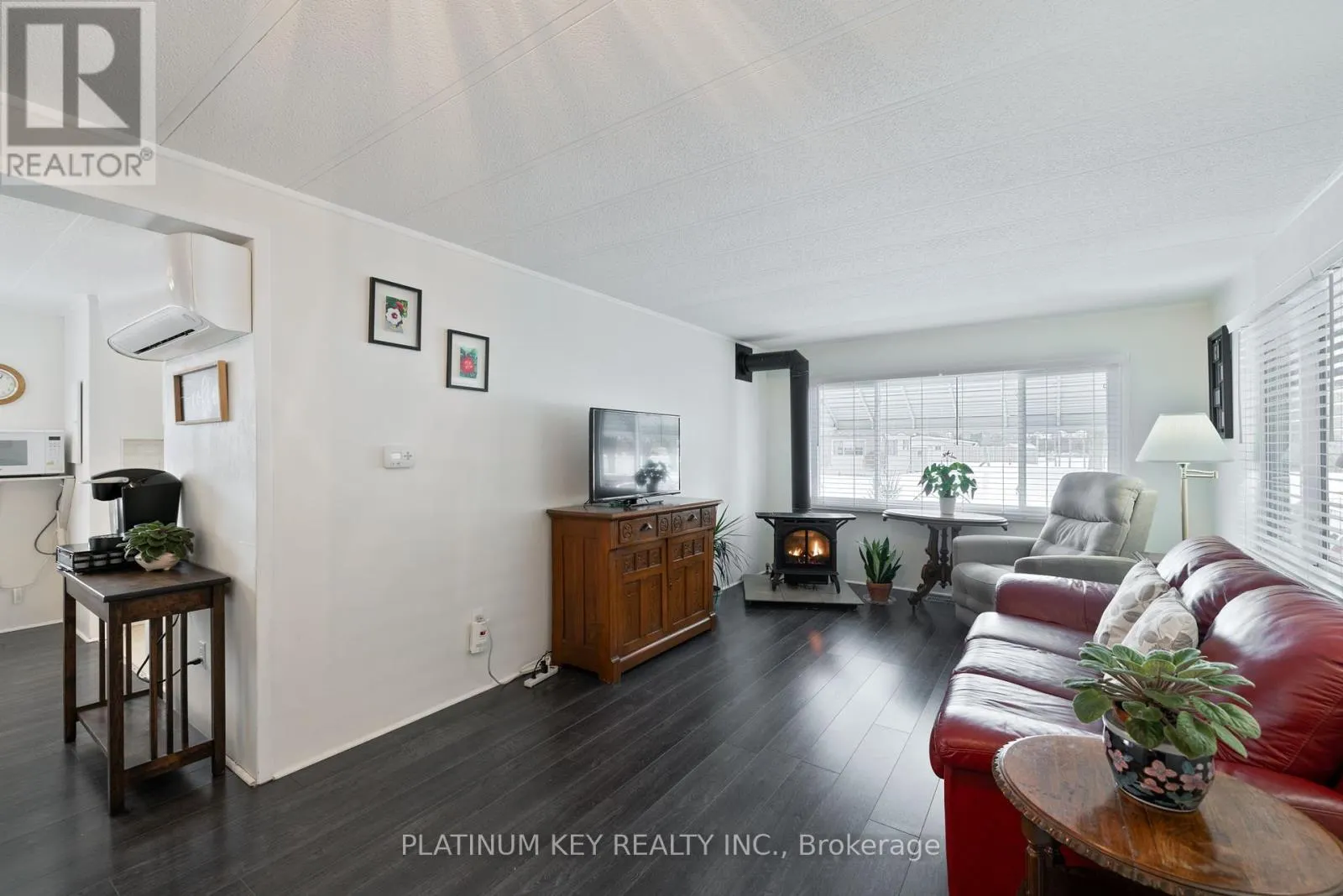 477 RICHARD CRESCENT