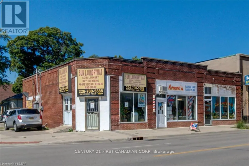 1066 DUNDAS STREET E