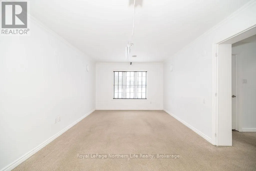 2427 PETAWAWA BOULEVARD