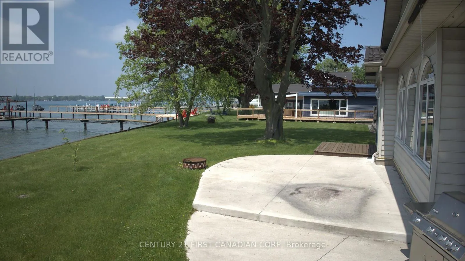 3877 ST CLAIR PARKWAY