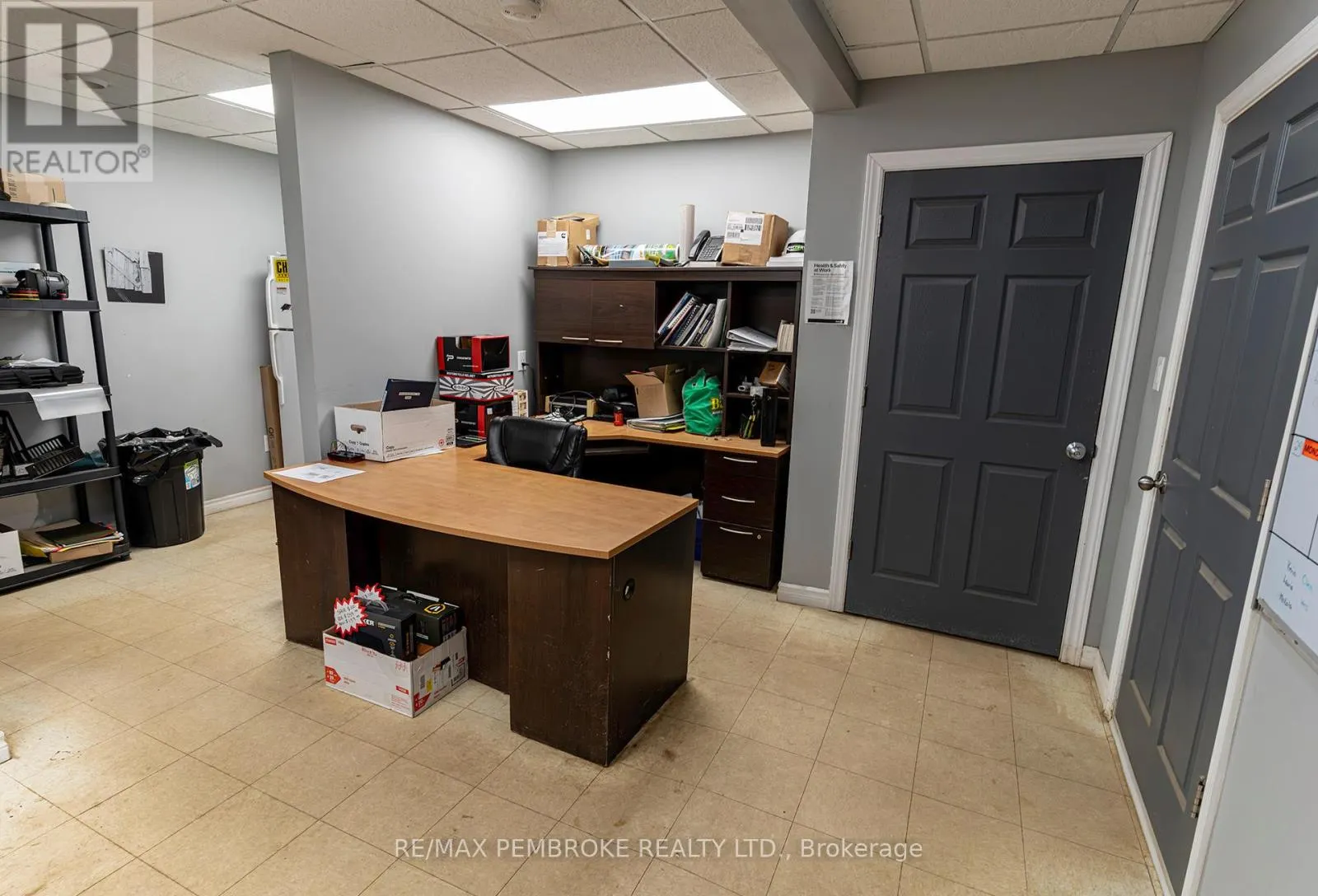 2551 PETAWAWA BOULEVARD