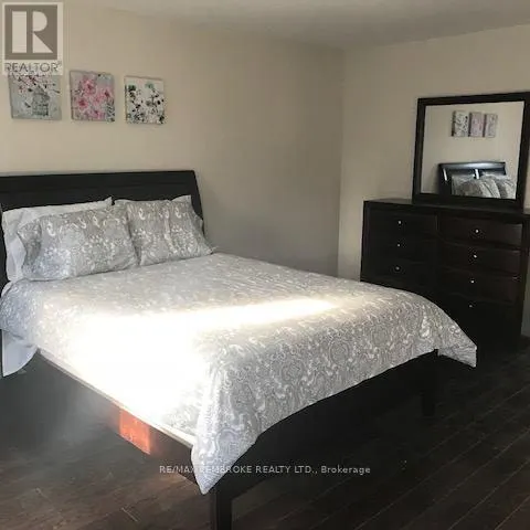 2551 PETAWAWA BOULEVARD