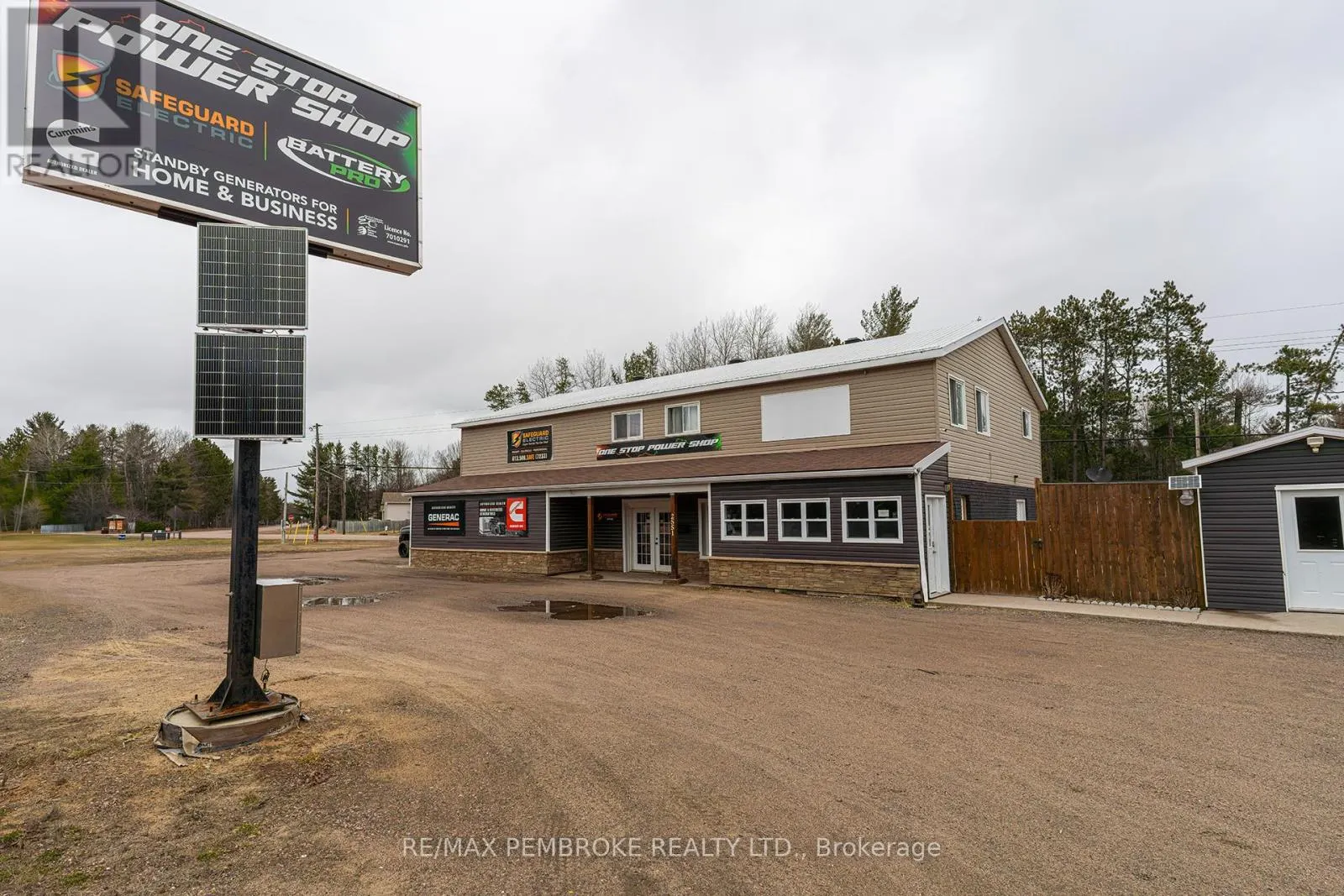 2551 PETAWAWA BOULEVARD