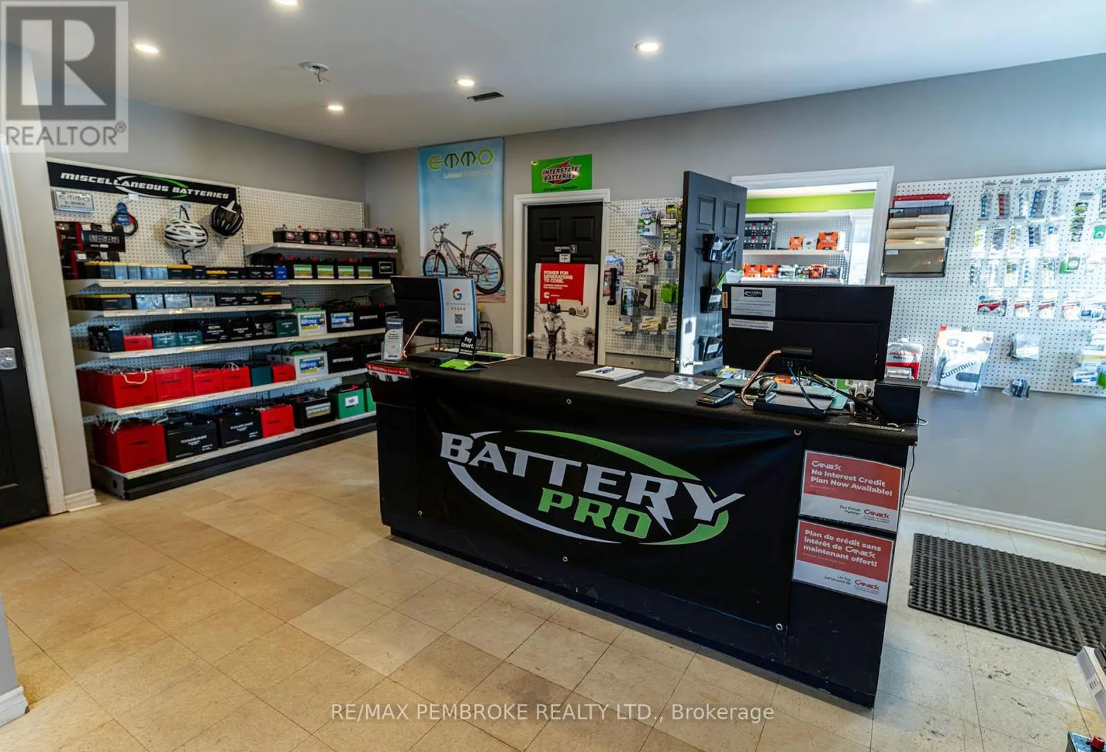 2551 PETAWAWA BOULEVARD