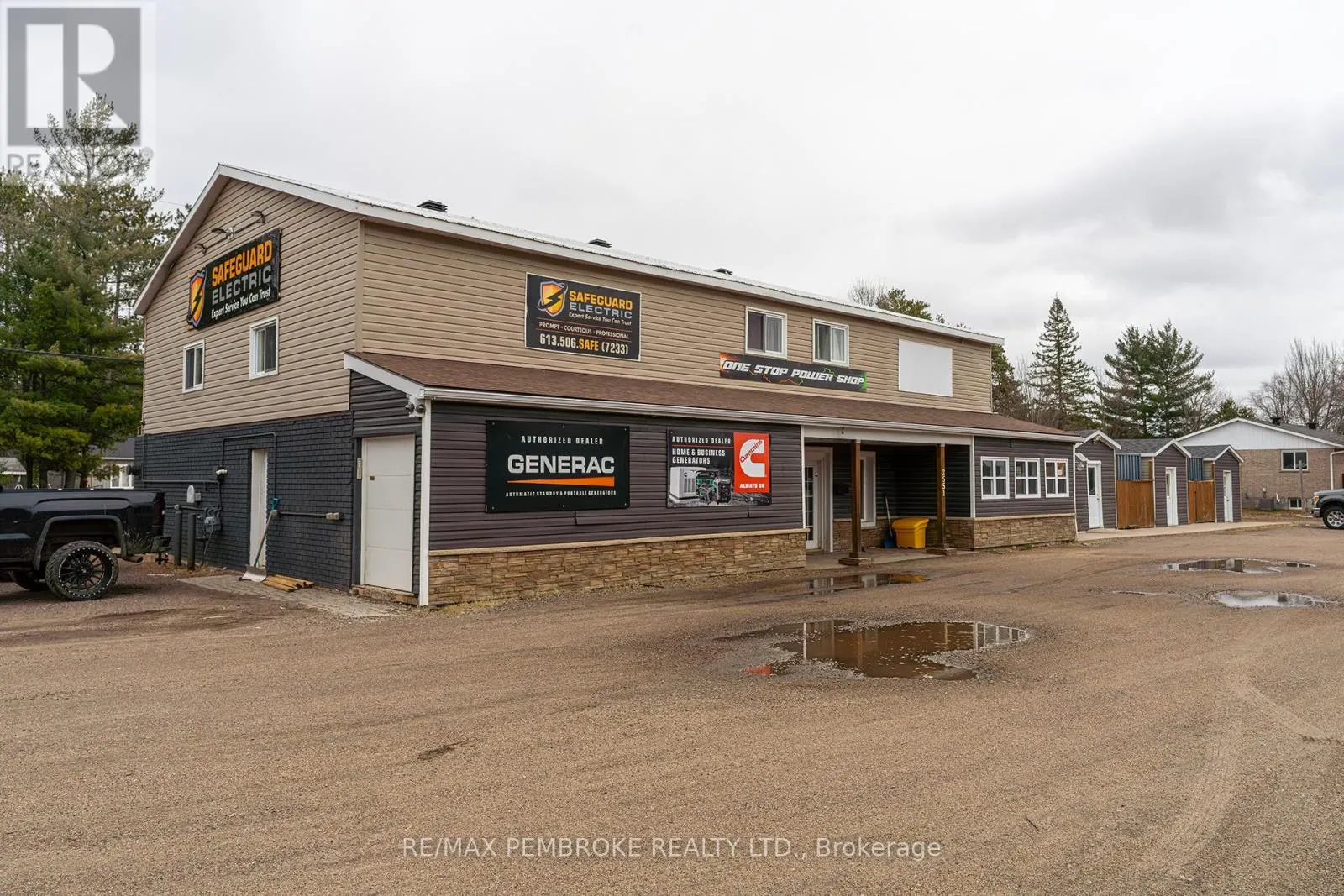 2551 PETAWAWA BOULEVARD