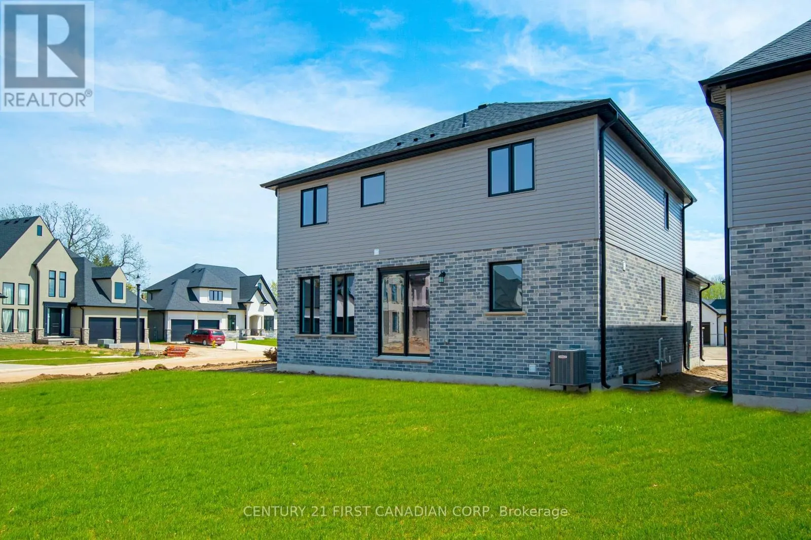 100 ASPEN CIRCLE