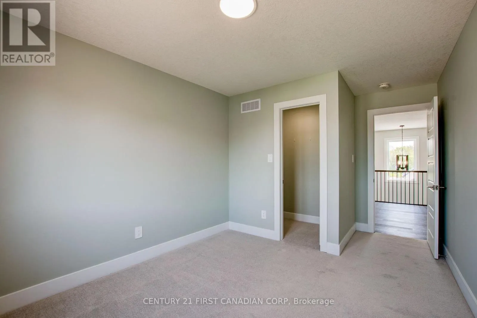 100 ASPEN CIRCLE
