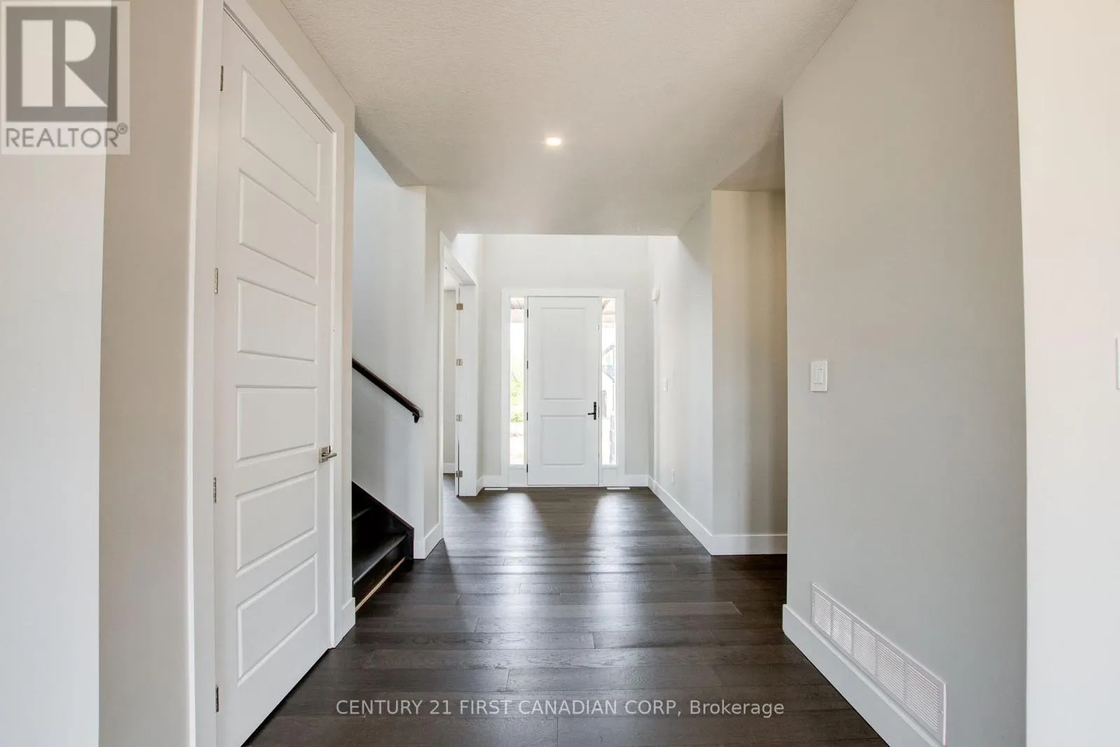 100 ASPEN CIRCLE