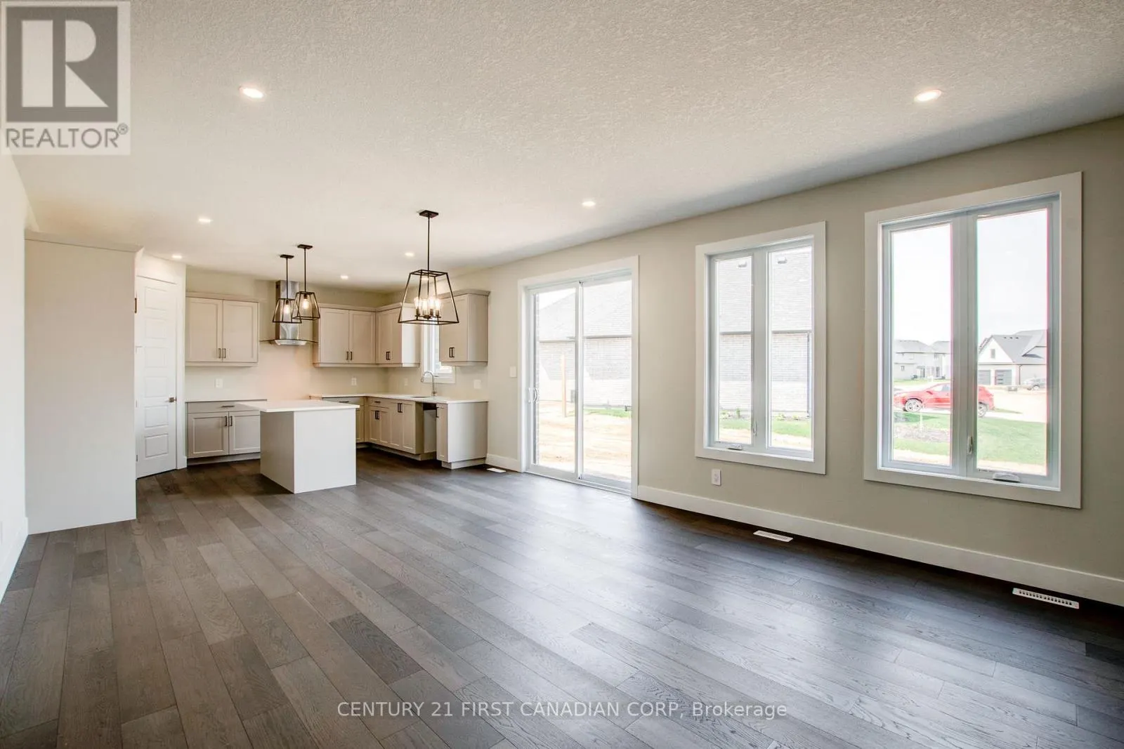 100 ASPEN CIRCLE