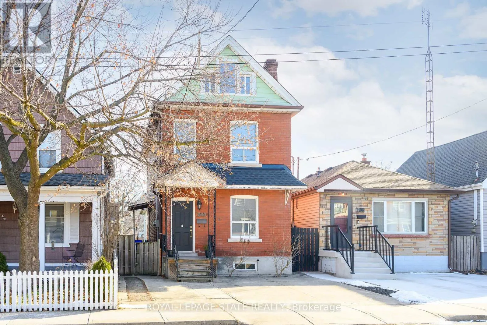 200 KENSINGTON AVENUE N