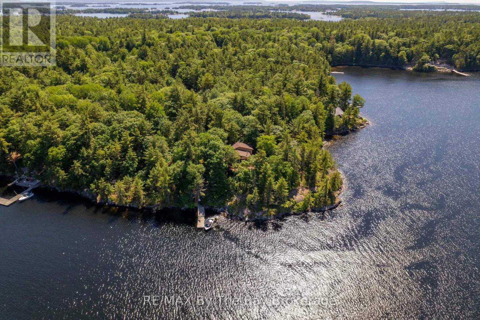 3140 ISLAND 1810
