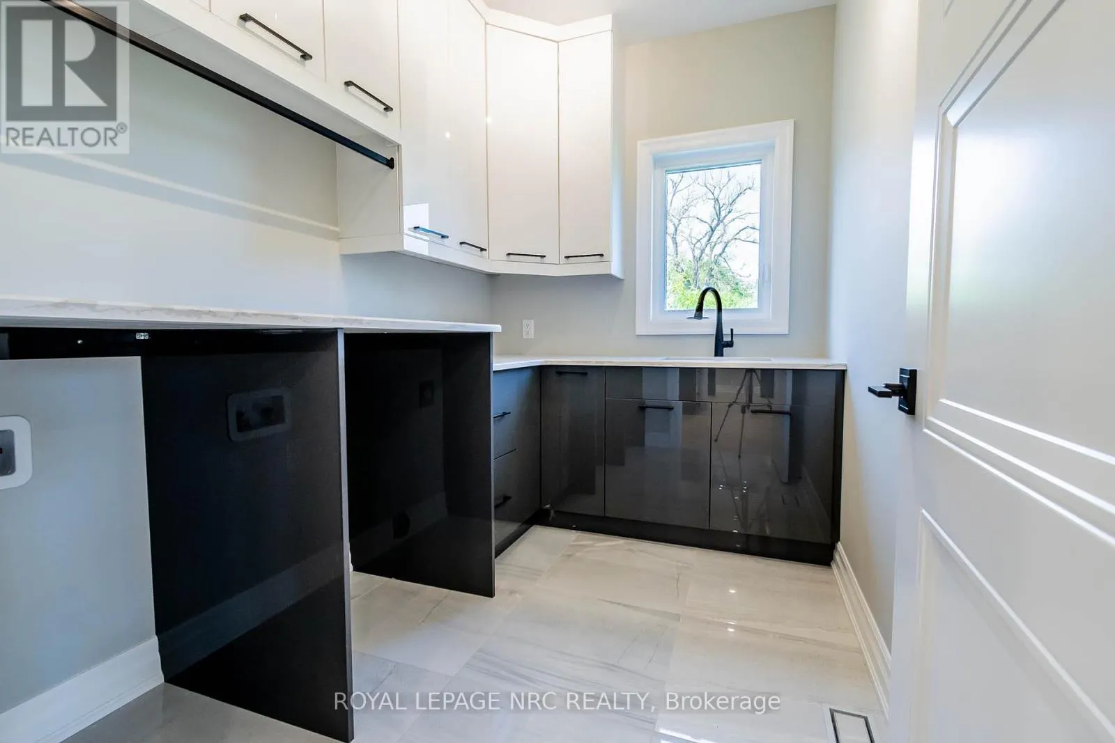 45A LAKESHORE ROAD