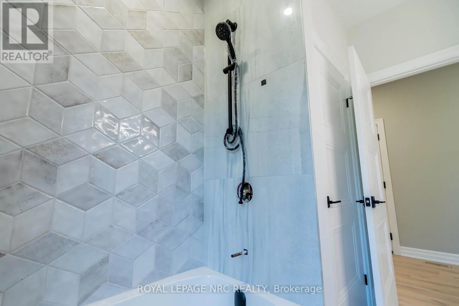 45A LAKESHORE ROAD