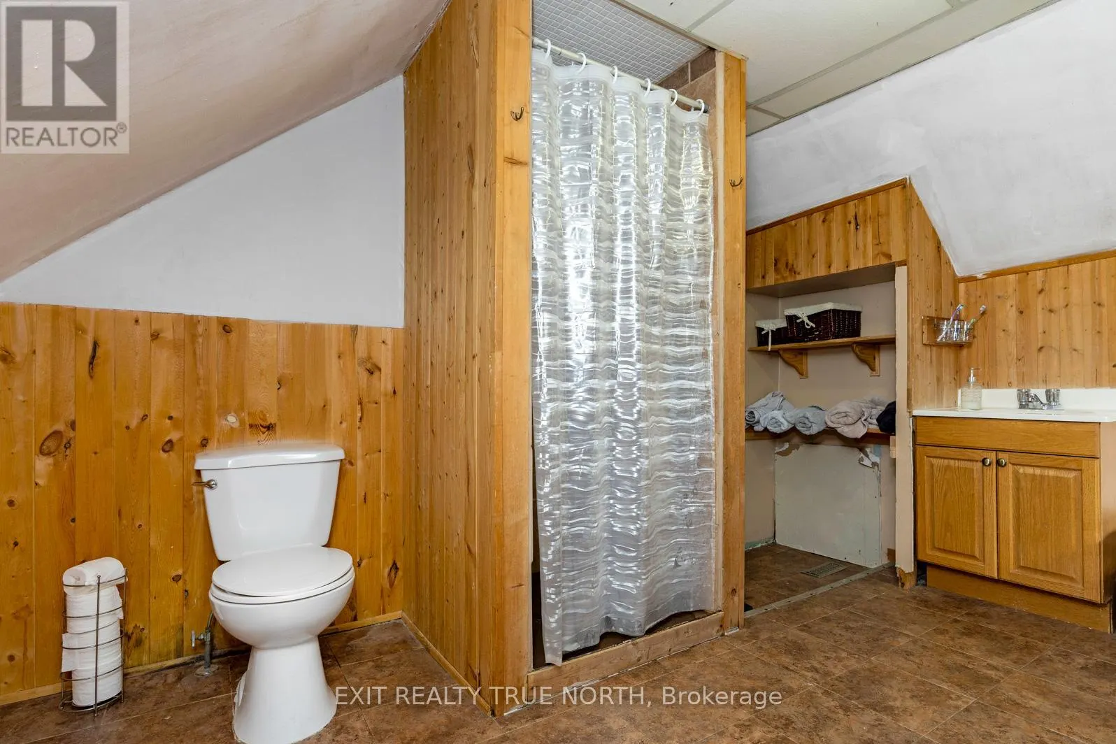 835 11TH STREET W