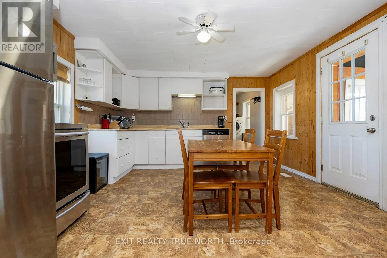 835 11TH STREET W
