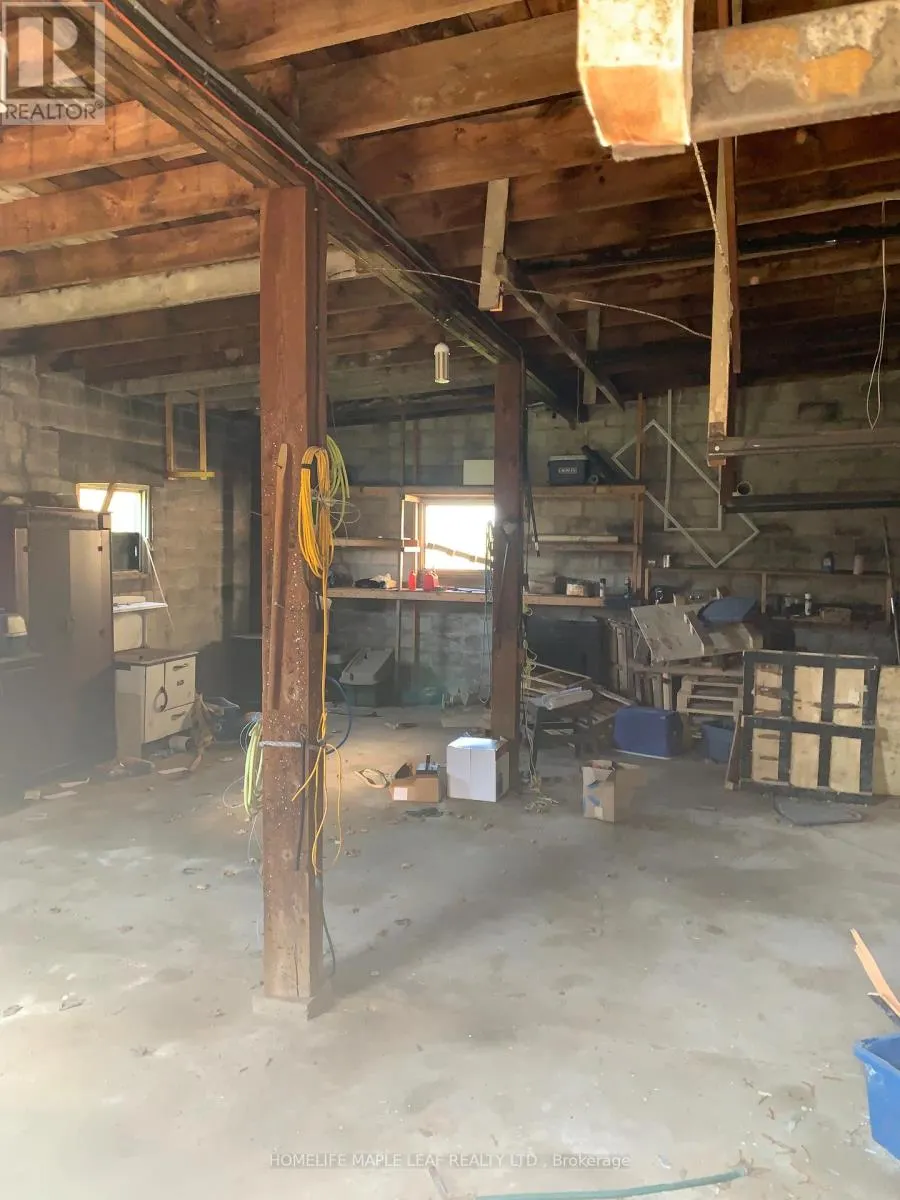 4162 HIGHWAY 6 ROAD