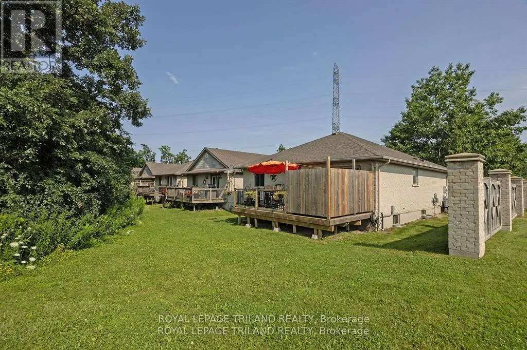 1 - 410 BURWELL ROAD, #1