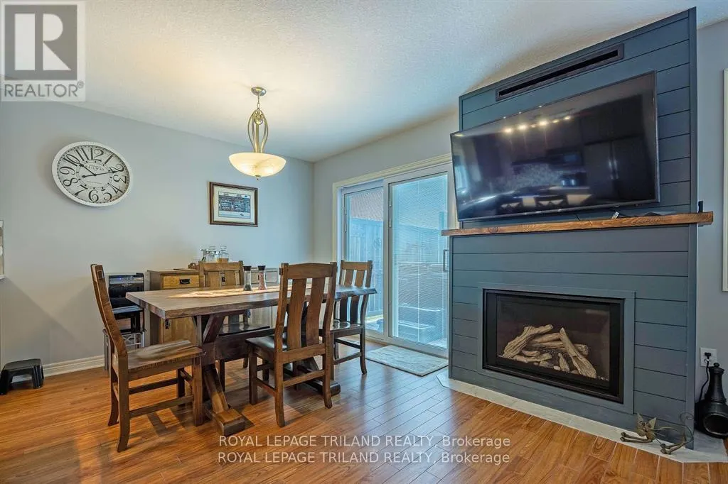 1 - 410 BURWELL ROAD, #1
