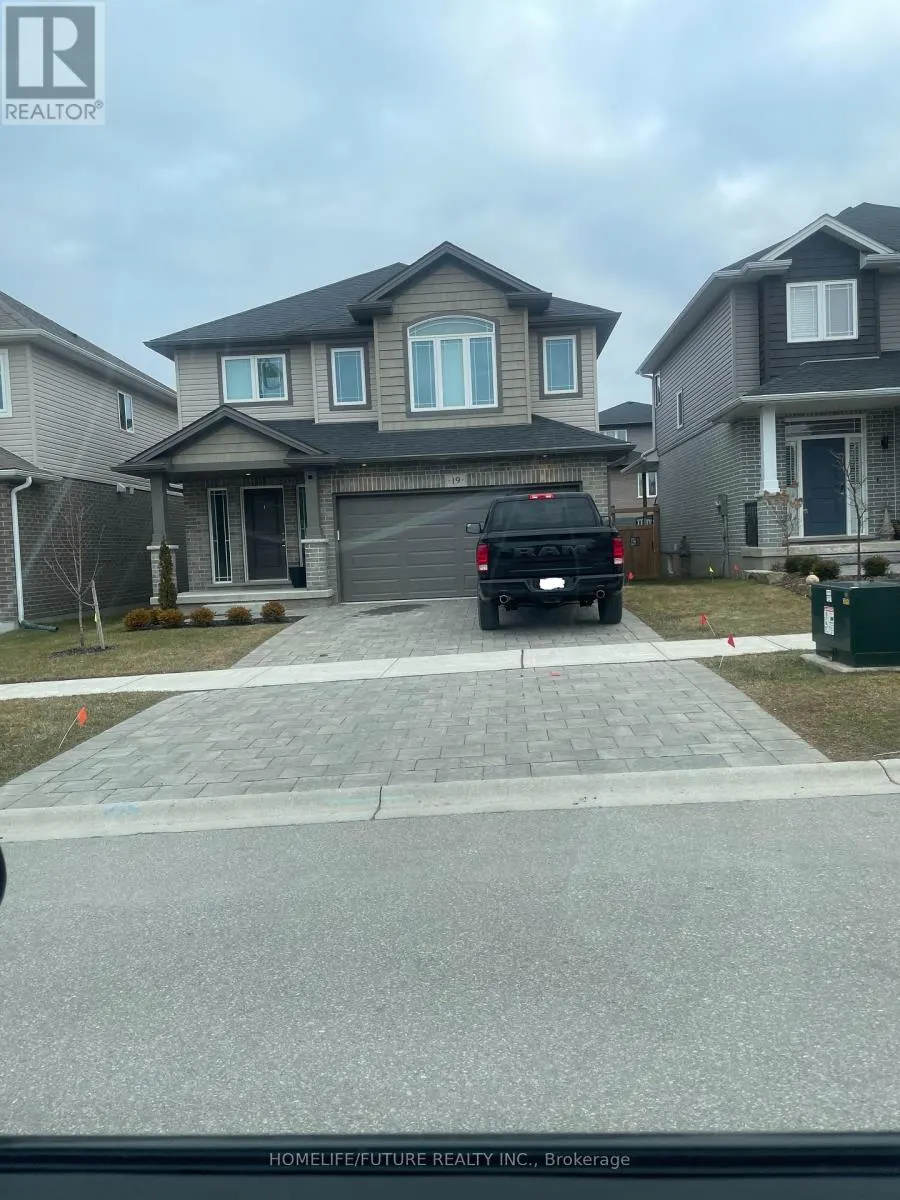 19 CHAMBERLAIN AVENUE