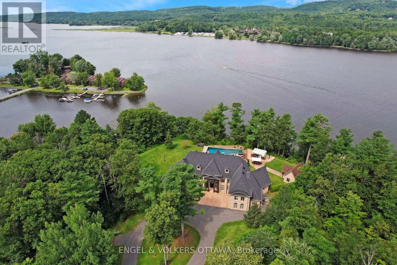 2892 PRESQUILE ROAD