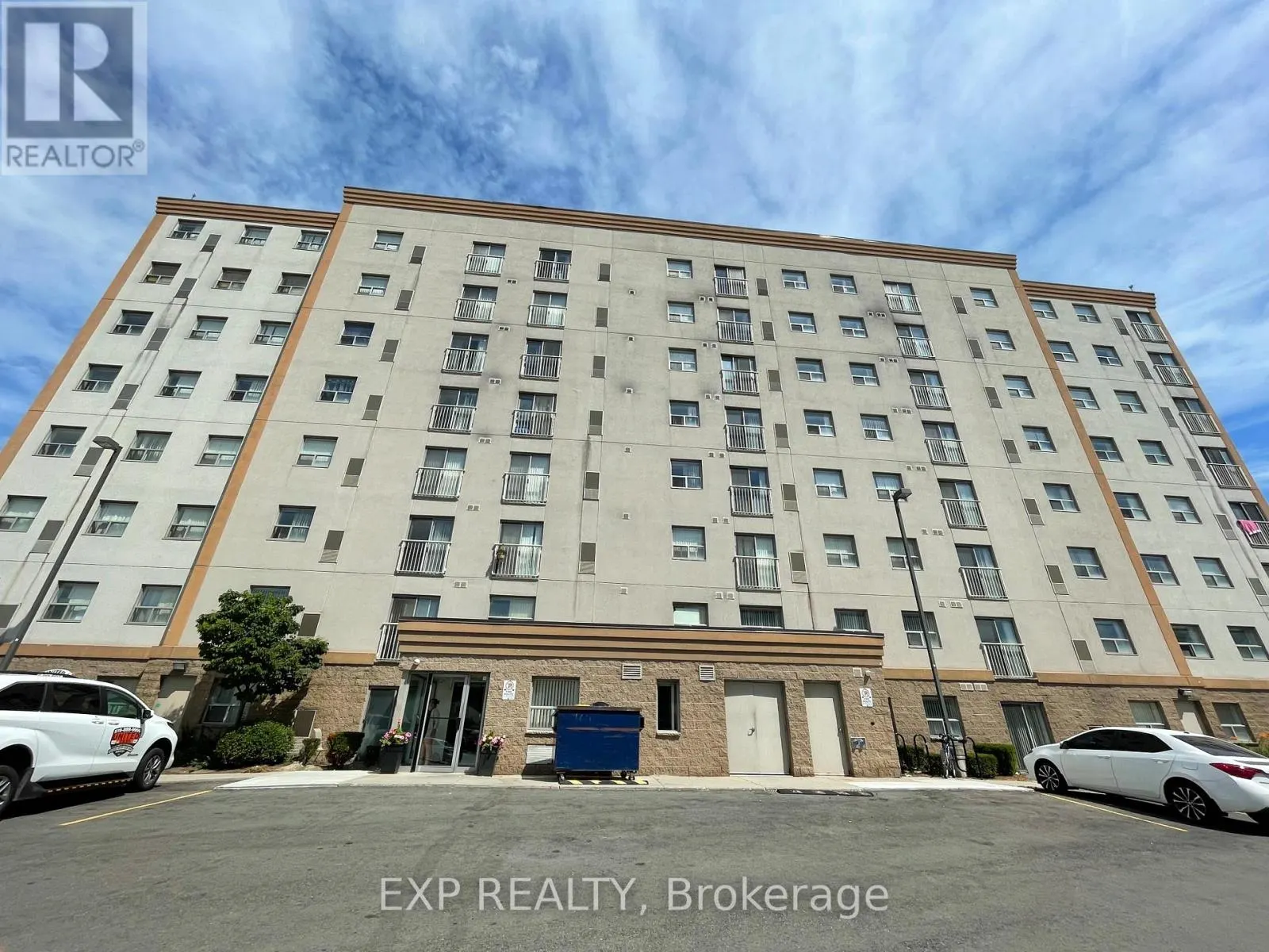 412 - 593 STRASBURG ROAD