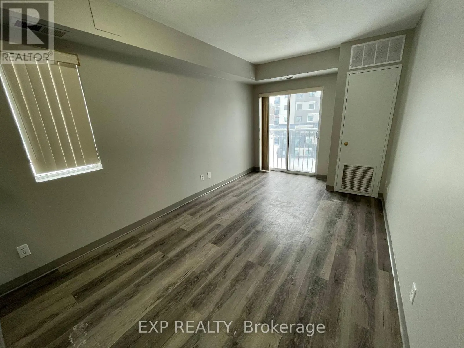 412 - 593 STRASBURG ROAD