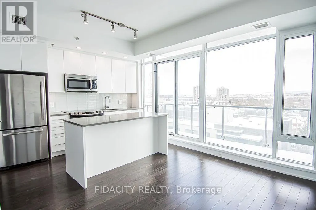 810 - 88 RICHMOND ROAD