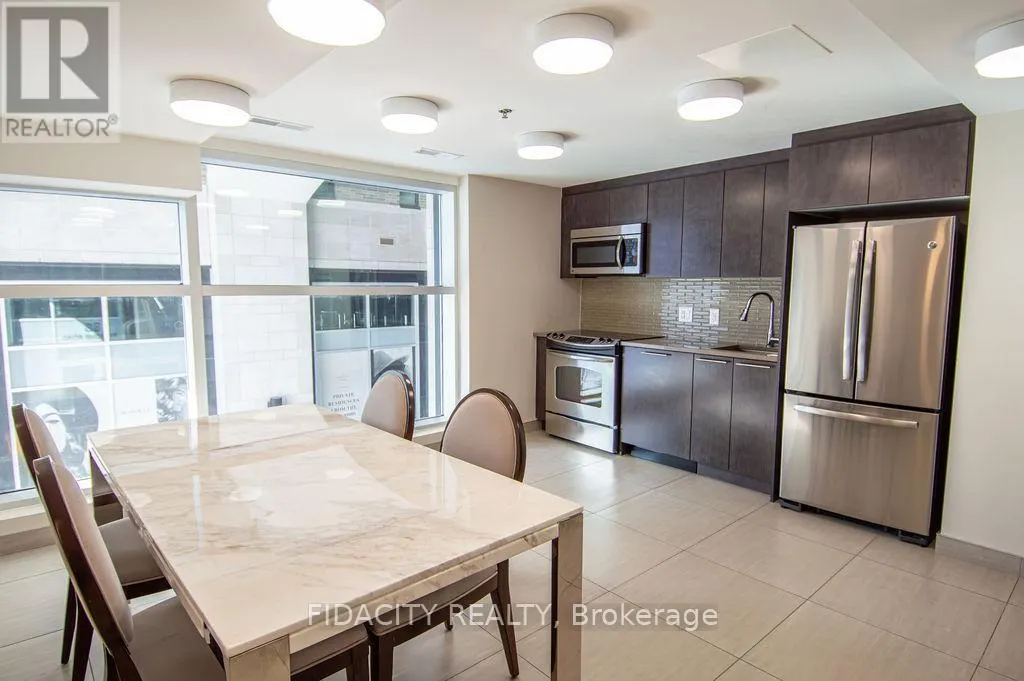 513 - 88 RICHMOND ROAD