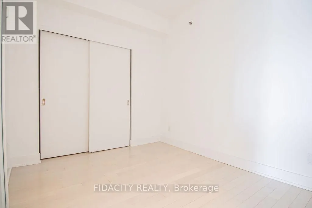 513 - 88 RICHMOND ROAD