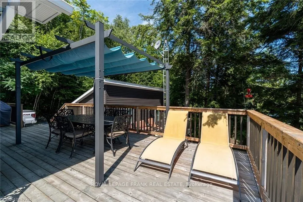 1758 PAPINEAU LAKE ROAD